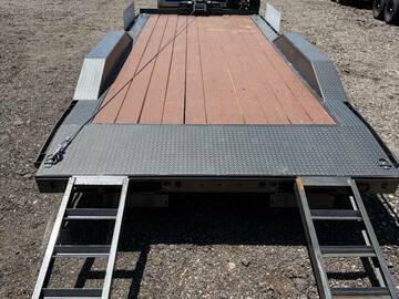 Daily Rentals: 20ft x 8.5ft Drive Over Fender Car Hauler
